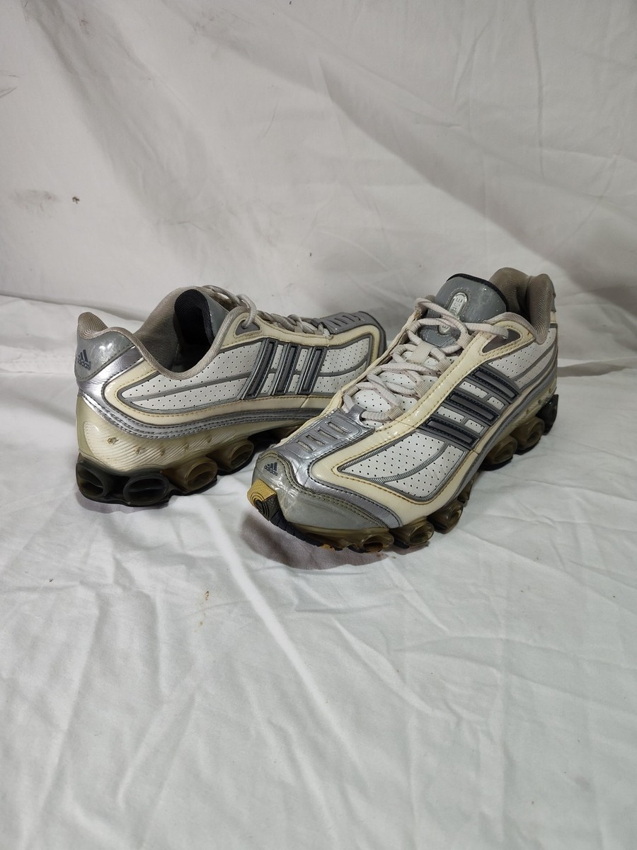 G0849s Adidas Bounce- US Size 8.5 2008 Vintage Shoes !!Rare