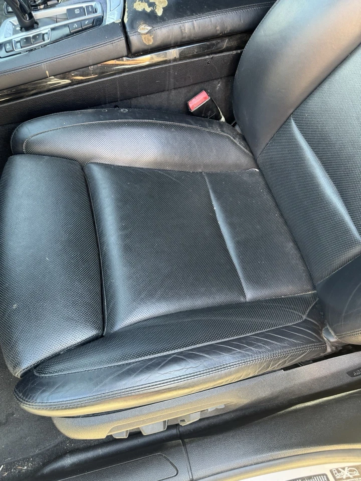 Juego completo de asientos para un BMW 750i xDrive 2014 Foto 2 de 4