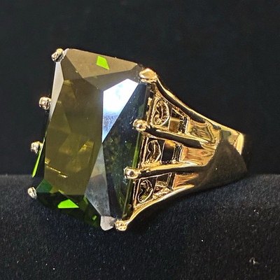 SETA 925 Sterling Silver Cocktail Ring, Olive-Green Square Stone Prong, Sz 11