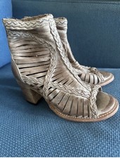 Womens Freebird By Steven Bela Open Toe Distr...