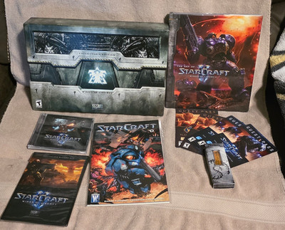 Blizzard StarCraft II: Wings of Liberty Collectors Edition NEW Open Box -No Game