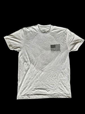 New Sworn To Protect    T-shirt LONE WOLF Medium gray NSW SOCOM.