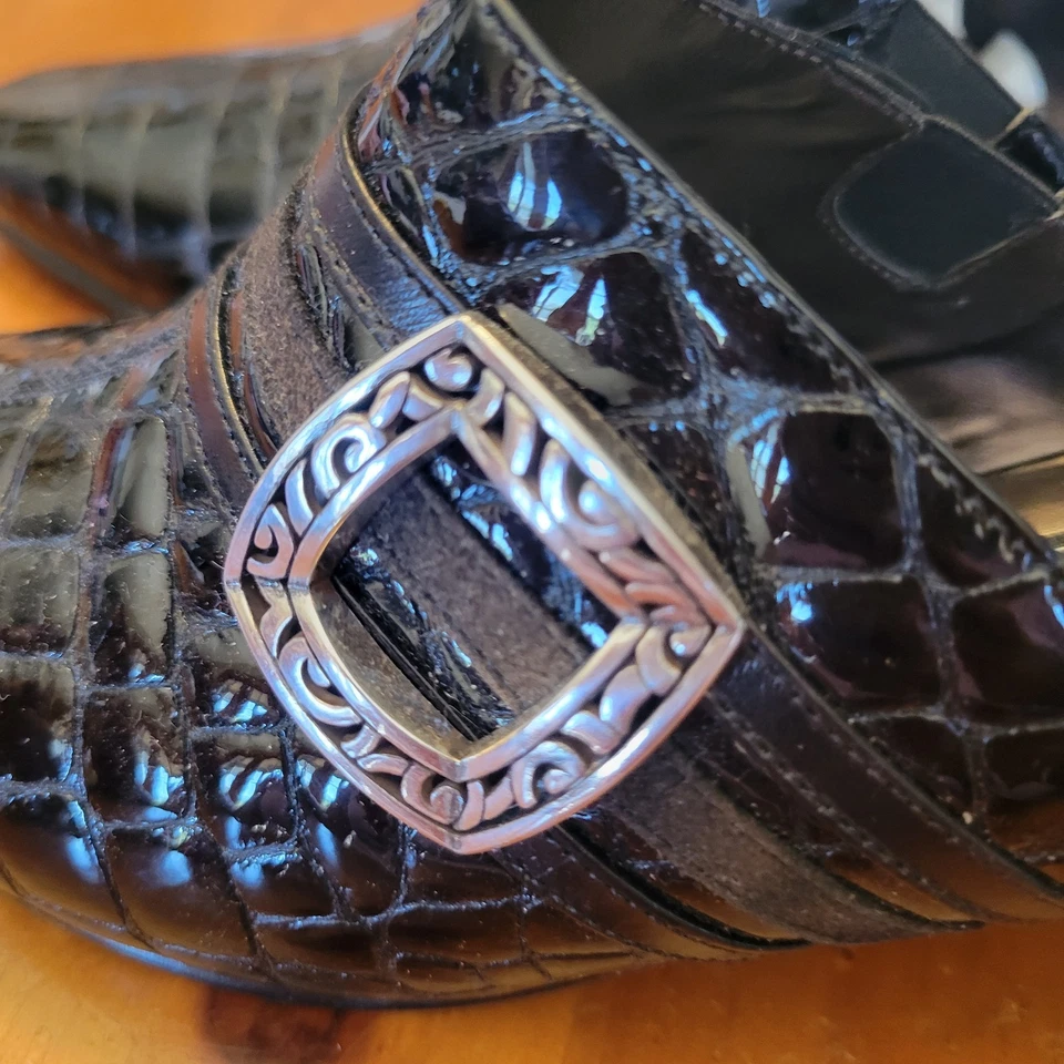 Zapatos Brighton para mujer Tudor talla 7,5 M negro estampado de cocodrilo charol Italia nuevos Foto 4 de 4