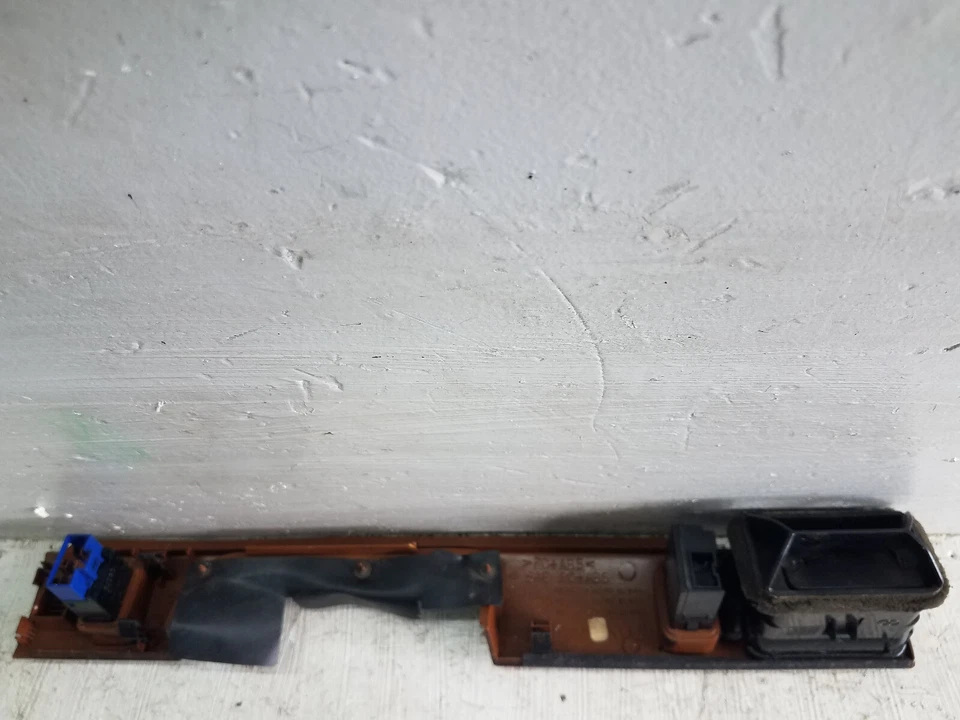 Nissan Altima 1993-1997 interruptor de tablero panel de ajuste bisel de ventilación (M167) Foto 2 de 2