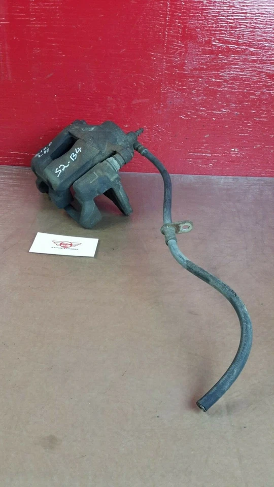 Pinza de freno delantera izquierda lado del conductor Toyota Celica 2002-2005 tracción delantera OEM 47750-20640 Foto 2 de 4