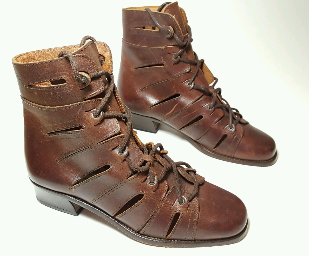 Graphic womens brown leather vented boots unworn UK 4 Eu 37 Graphic womens brown leather vented boots unworn UK 4 Eu 37
