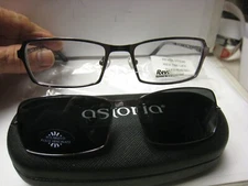 Revolution Eyeglass DEMO Frame W/ Magnet sun shade REV756  LAV 53-17-135 w/case