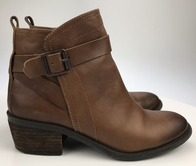 vince camuto beamer bootie