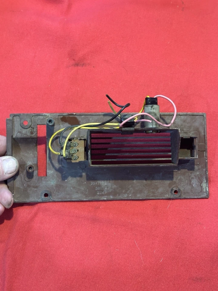 Chrysler Newport 1969-1970 mapa cortesía lámpara luz bisel moldura pieza 2947123 ee. uu. Foto 3 de 4