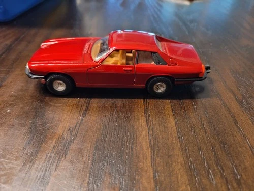 Vintage Corgi Jaguar XJS Car 1/43 Red