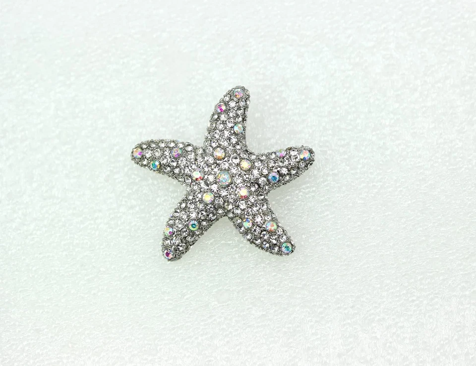 Gorgeous Clear Rhinestone Crystal Starfish Pin Brooch - Clear - Image 3 of 4