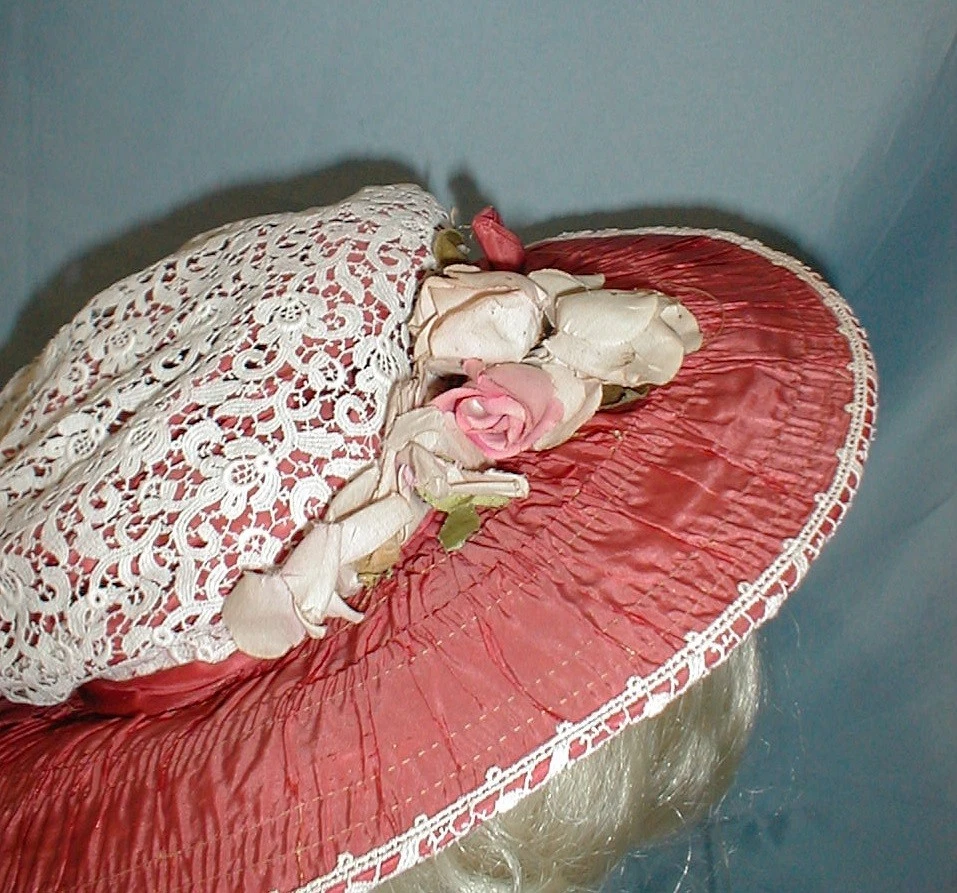 Espléndido sombrero antiguo eduardiano 1912 rosa seda y encaje blanco adornos florales Foto 4 de 4