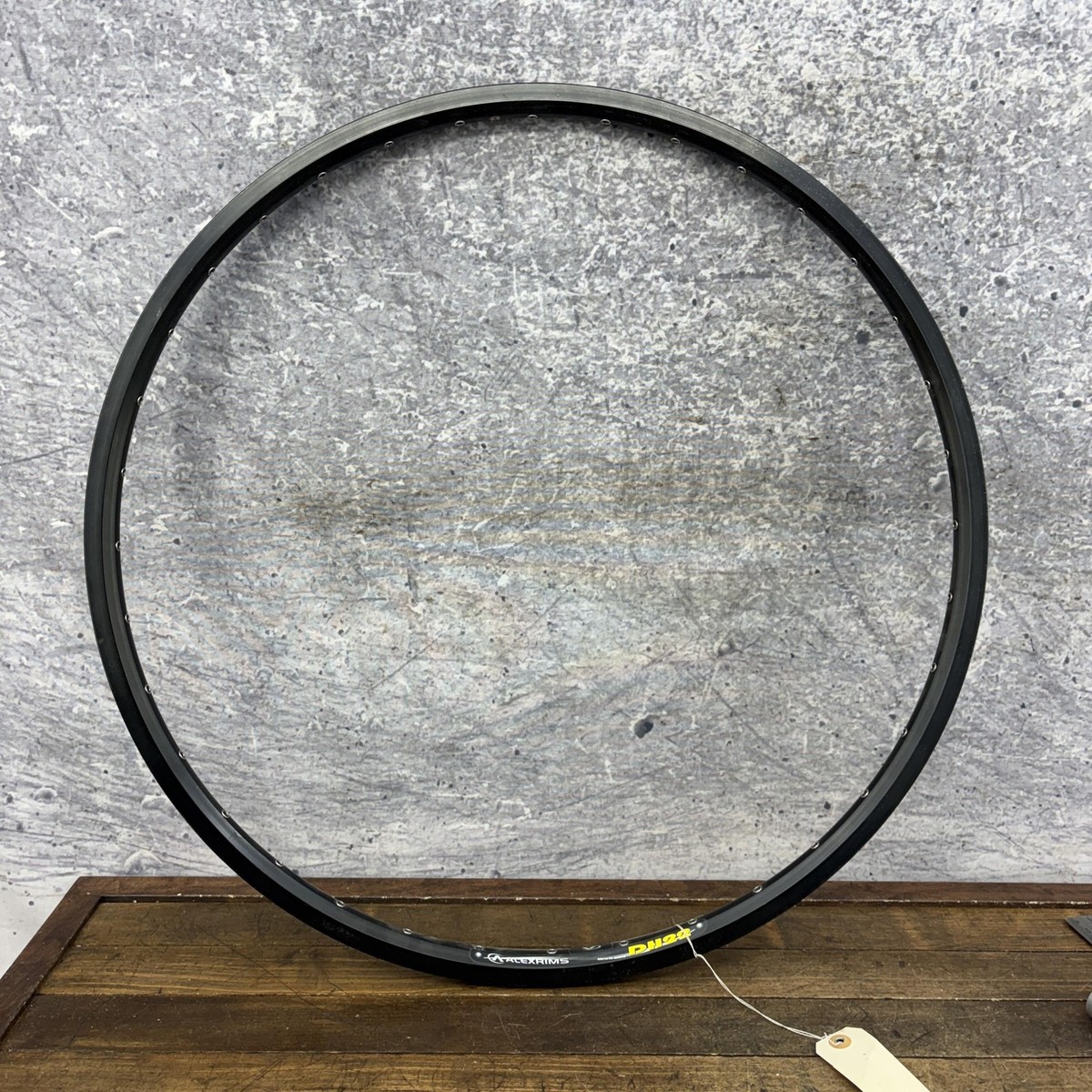 Alexrims DH22 700c Rim 36H Black NOS 6061H-T6 Alloy Eyeleted