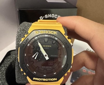 Casio G-SHOCK Analog Digital Yellow Black Wristwatch w/ Box & Papers