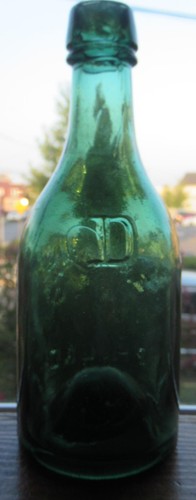 Medium Green E C Ware Iron Pontil Philadelphia Early Lager Shape or Soda Bottle - Picture 4 of 11