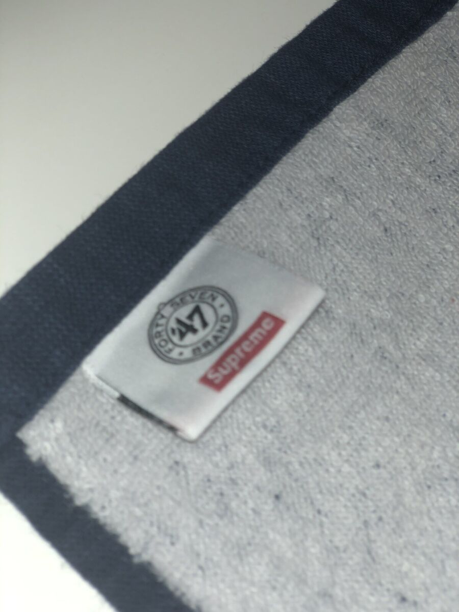 SUPREME X NEW YORK YANKEES Navy Hand Towel SS15