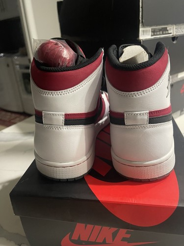 Size 8 Air Jordan 1 Retro carmine 2014 Mid (555088-123) Red- White-black - Picture 5 of 7