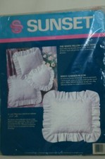   NEW VTG 1990 Sunset Crewel White Garden Pillow Kit 12" x 10"  11056  