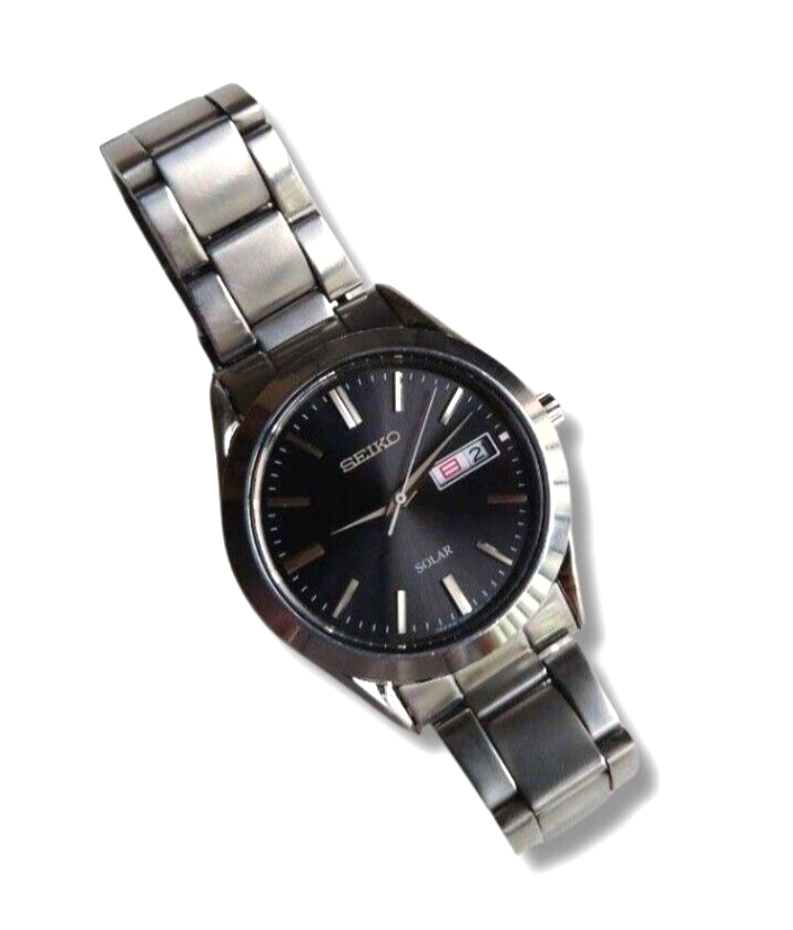 Vintage Seiko Solar V158-0AZ0 Silver Black Watch Day Date Vintage Seiko Solar V158-0AZ0 Silver Black Watch Day Date