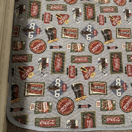 Trapunta Coca-Cola cucita a macchina coperta mobile picnic parete arte 80" x 70" - Foto 10 di 12