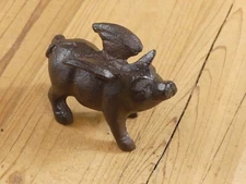 Cast Iron FLYING PIG Statue Farm Paper Weight Garden Rustic Figurine Home Decor