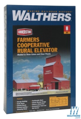 Walthers 933-3238 Farmer's Co-op Rural Grain Elevator Kit N Scale Train