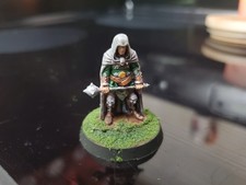 Clérigo humano masculino miniatura pintado para D&D Pathfinder otros TTRPG