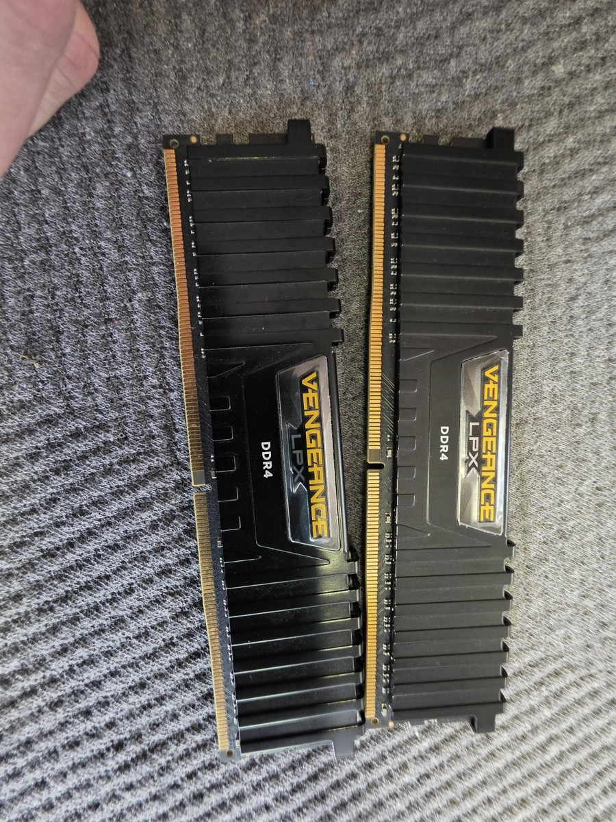 Corsair Vengeance LPX 16GB (2 x 8GB) PC4-28800 (DDR4-3600) Memory