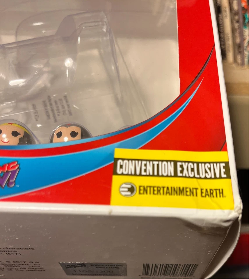 Nuevo y Sellado Wonder Woman Pin Mate Invisible Jet Liga de la Justicia ¡Convención EE! Foto 3 de 4