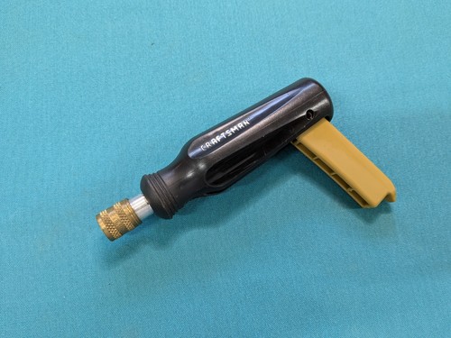 Clever CRAFTSMAN Locking 1/4" Hex-Bit Screwdriver w/ Flip-out Torque Handle