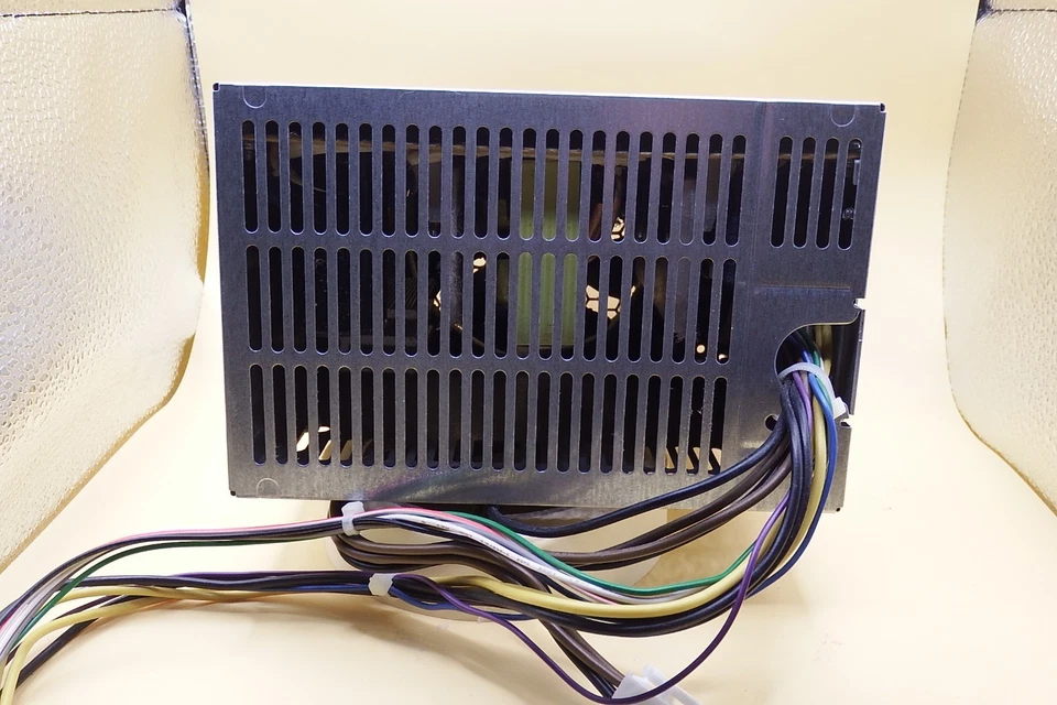 PRE-Owned Tested 503378-001 HP 320-Watts Power Supply (MODEL HP-D3201E0) - Image 3 of 3