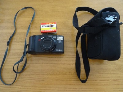 Minolta Riva Zoom 135 ex mit 38-135mm Macro Lens Kamera + Sehr Guter Zustand