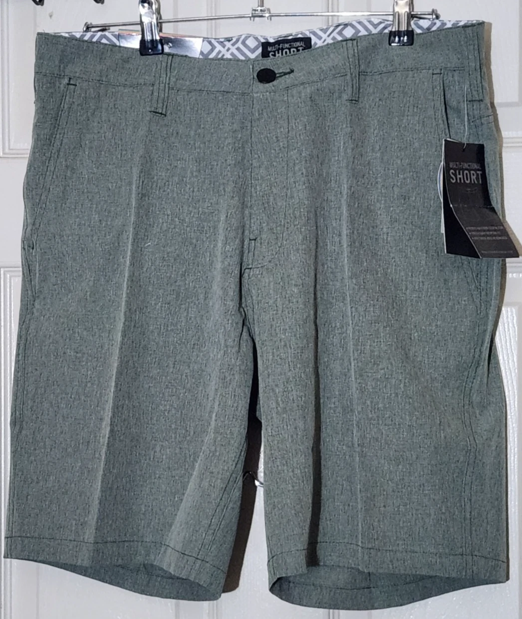 Multi-Functional Shorts Flat Front Hybrid , four Way stretch Quick Dry Size 32