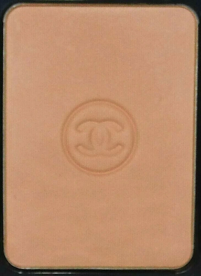 chanel mat lumiere luminous matte powder makeup spf10 130 extreme 5g - Bild 2 von 2