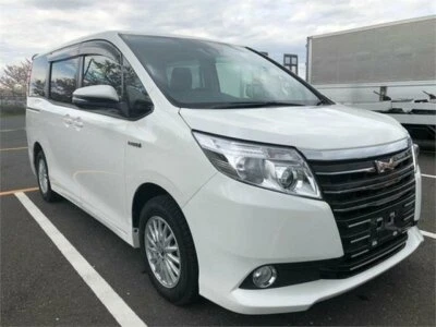 2016 Toyota Noah Hybrid Synergy Drive 7 Seater White 2016 Toyota Noah Hybrid Synergy Drive 7 Seater White Automatic Wagon