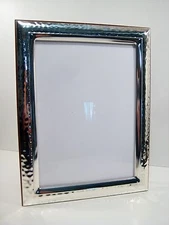 Cornici foto da 9x13 a 15x21 in argento 925 bilaminato. Leggermente martellata