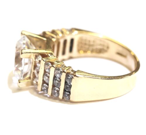 Anillo de moda de circonita cúbica de circonita cúbica de oro amarillo de 14 quilates canal de banda de moda de 6,3 g - Imagen 4 de 9