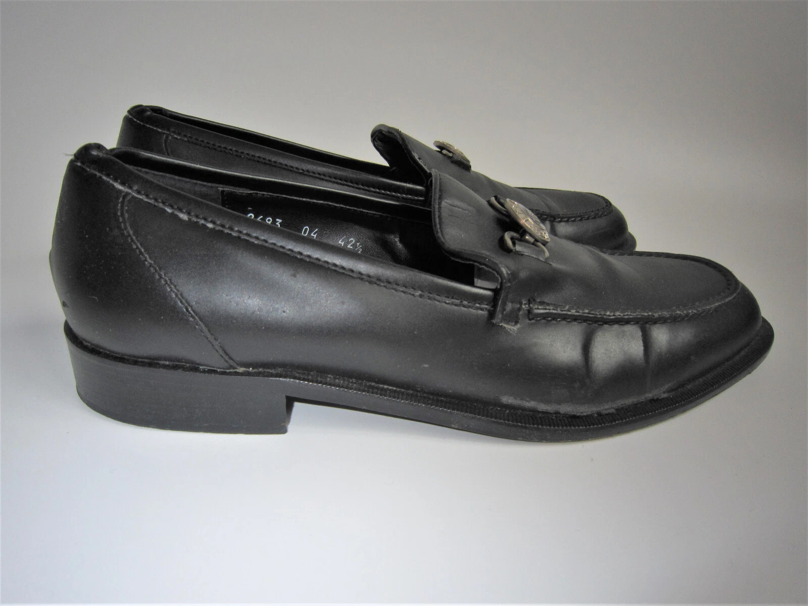 Scarpe uomo Versace V2 Classic in pelle nera. Taglia 42.