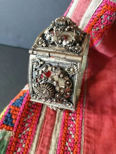old asian silver filigree bracelet …beautiful collection & accent piece image 8