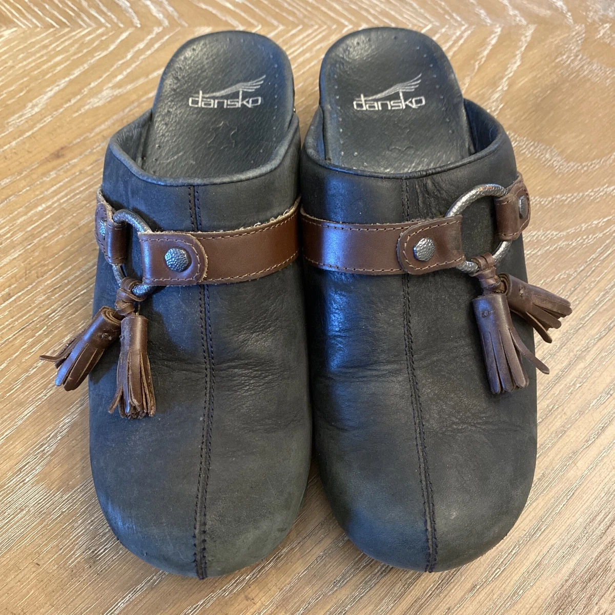 Dansko deals soft clogs