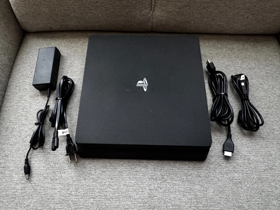 Sony PlayStation 4 , Games, motion controller, camera, display stand and more - Image 3 of 4