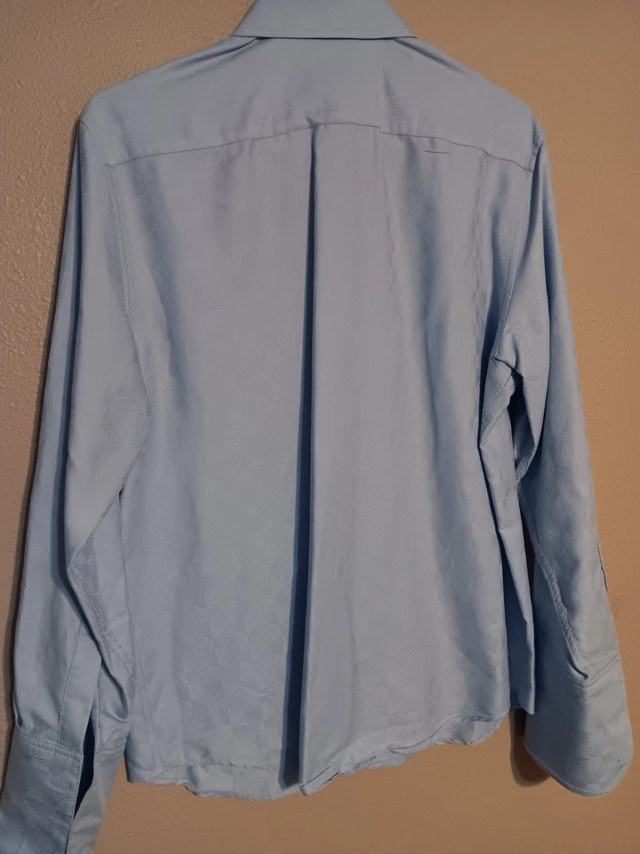 Claiborne Luxe Mens Size M  long Sleeve Light Blue Modern Fit Dress Shirt - Image 2 of 4