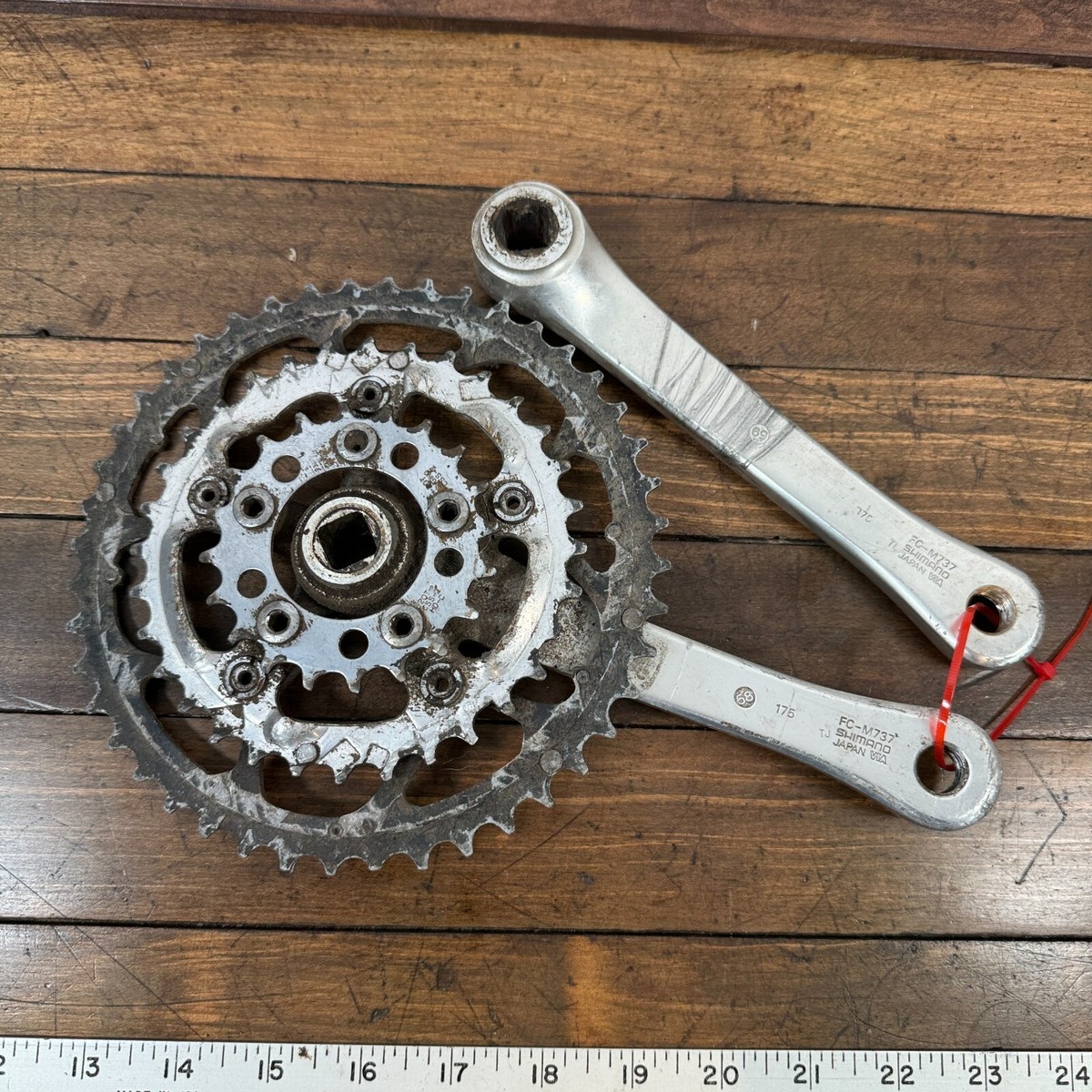 Vintage Shimano Deore XT FC-M737 Crank Set 175 mm 94 58 BCD Vintage Shimano Deore XT FC-M737 Crank Set 175 mm 94 58 BCD