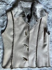 Fjall Nordic Design Faux Suede/faux Fur Lined Vest Tan/cream/gray M/ Fjallraven
