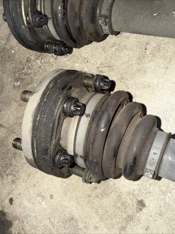 OEM 2004 BMW E46 325ci Coupe Rear Left Side CV Axle SET 68k Miles Automatic - Image 2 of 4