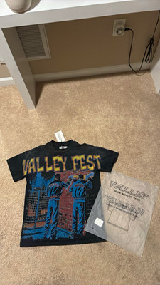 Vale Sports Division Valley Fest Graphic Logo Crew Neck Tee Black Mens M