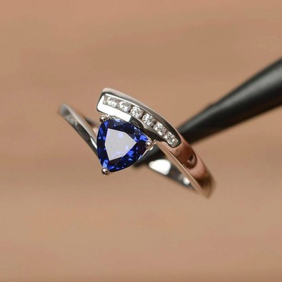 1,5 kt Billion Laborgefertigter Diamant & Saphir Bypass Ring 14 K Weißgold Finish