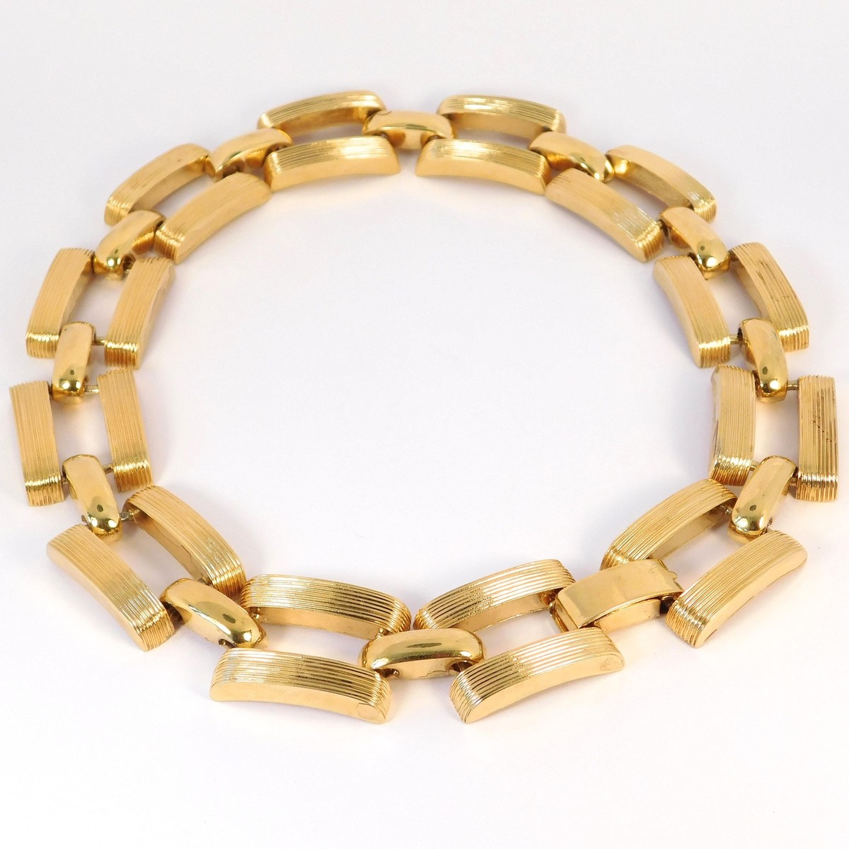 Snazzy Bold John Gold Link Necklace