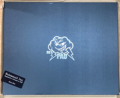 Brosmind x SkyPAD 3.0 XL Glass Performance Gaming Mousepad Brosmind x SkyPAD 3.0 XL Glass Performance Gaming Mousepad