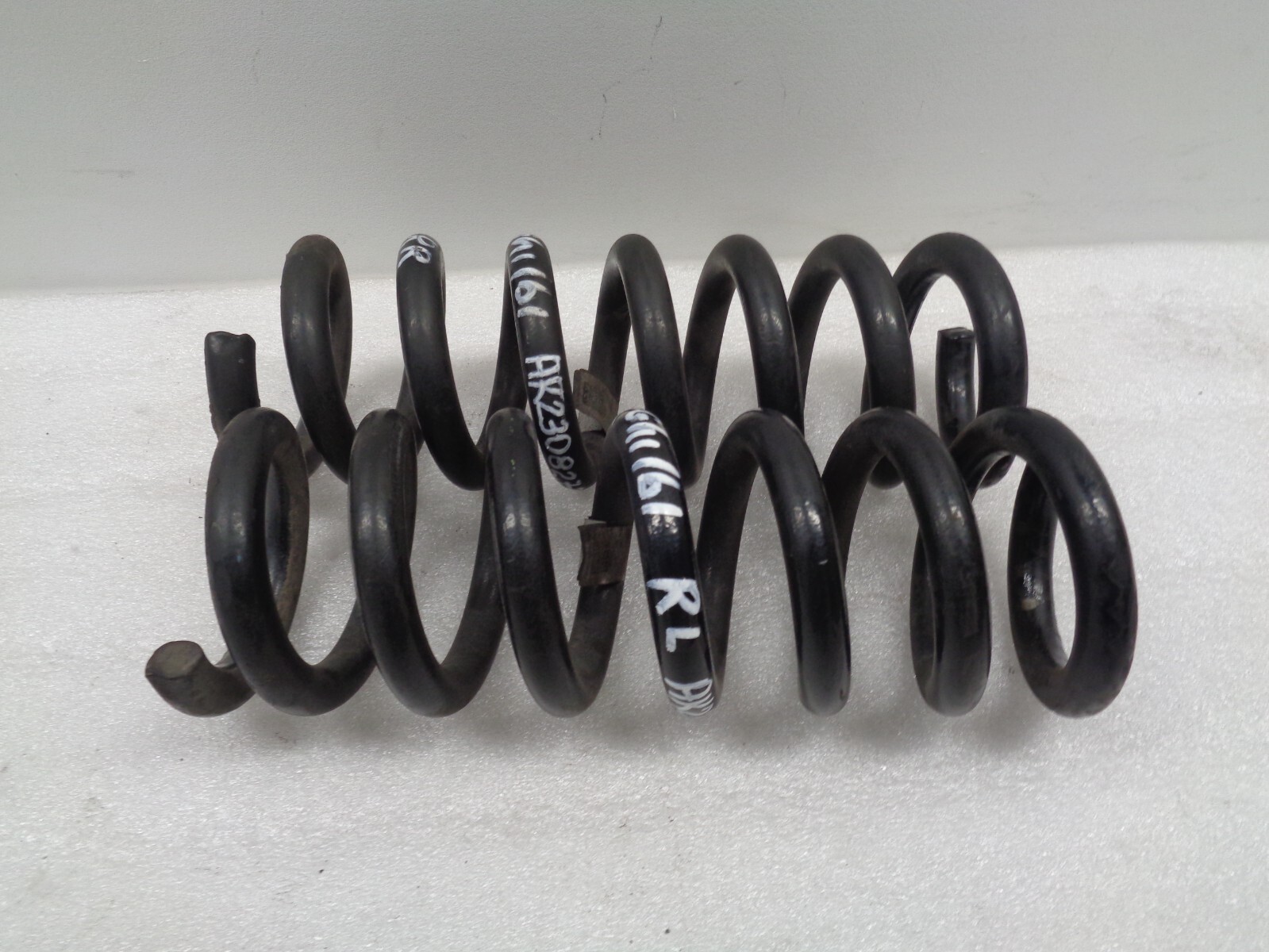 14-17 Maserati Ghibli Rear Left & Right Suspension Coil Spring Set OEM AK2308273